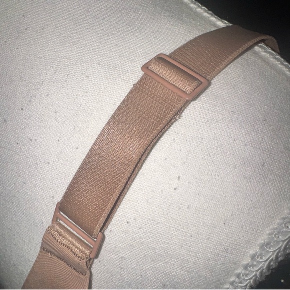 Skims full coverage lightly lined bra - various sizes - Picture 6 of 9